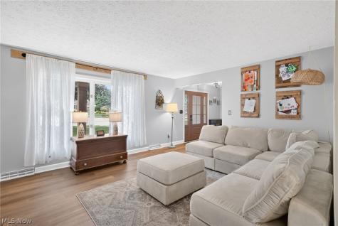 381 Fawnwood Drive Tallmadge OH 44278