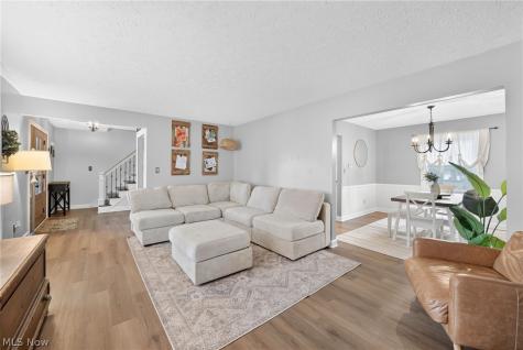 381 Fawnwood Drive Tallmadge OH 44278