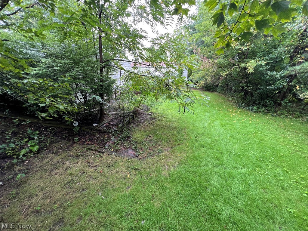 2111 Burbank Avenue Youngstown OH 44509