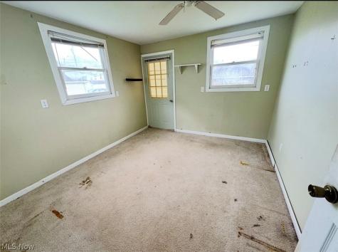 323 5th Street Lowell OH 45744