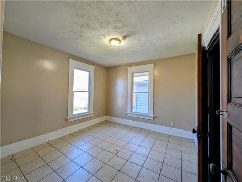 356 Harker Street Mansfield OH 44903