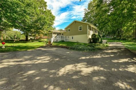 2209 Auberry Drive Akron OH 44312