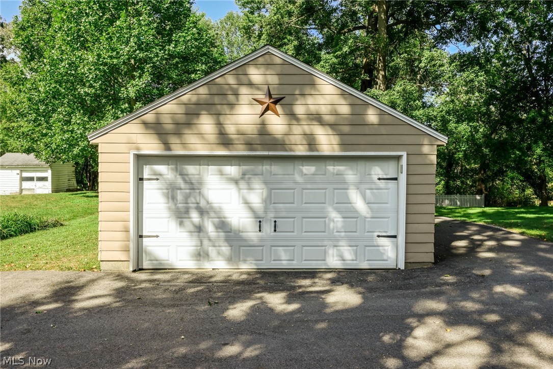 2209 Auberry Drive Akron OH 44312