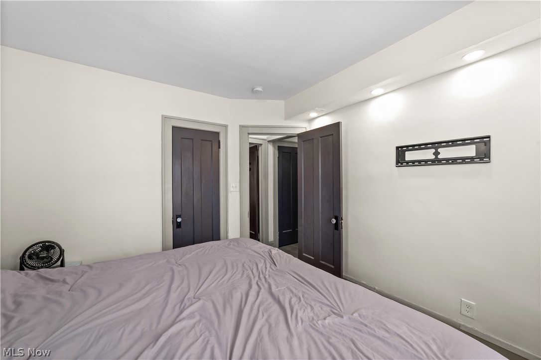 3180 Sycamore Road Cleveland Heights OH 44118
