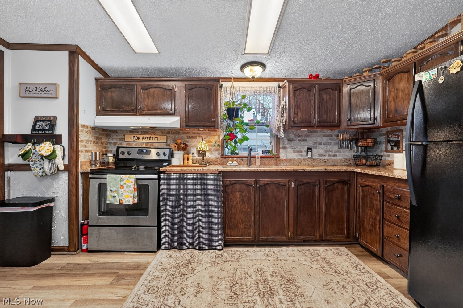 2672 Lake Breeze Drive Madison OH 44057