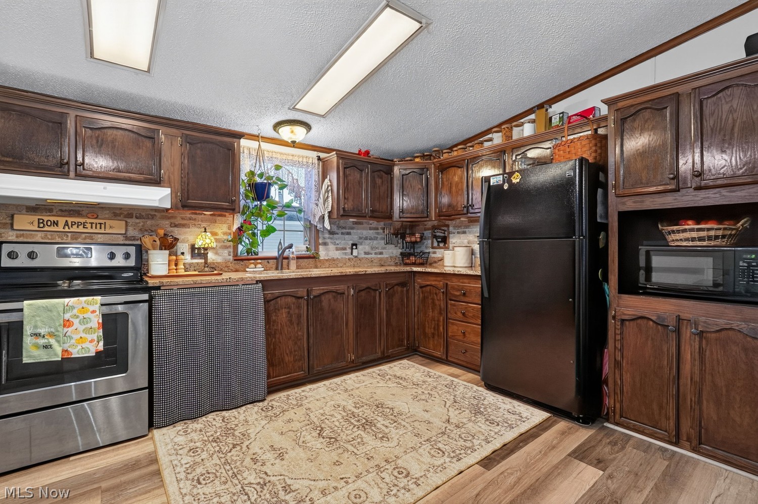 2672 Lake Breeze Drive Madison OH 44057