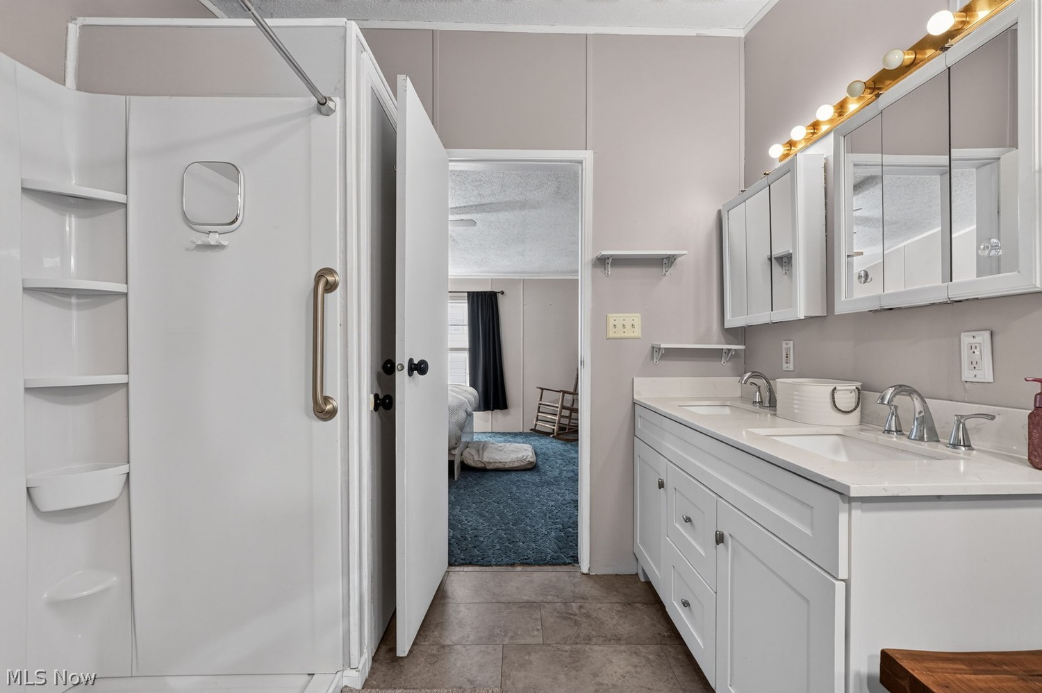 2672 Lake Breeze Drive Madison OH 44057