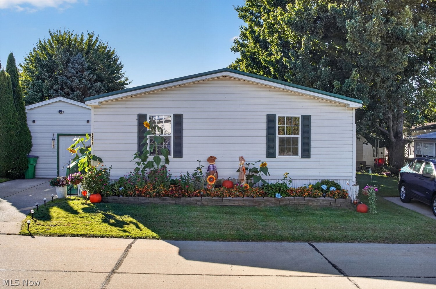 2672 Lake Breeze Drive Madison OH 44057