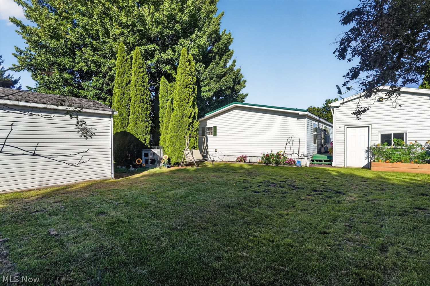 2672 Lake Breeze Drive Madison OH 44057