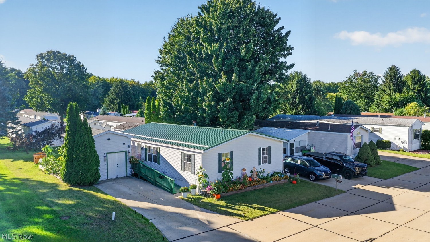 2672 Lake Breeze Drive Madison OH 44057