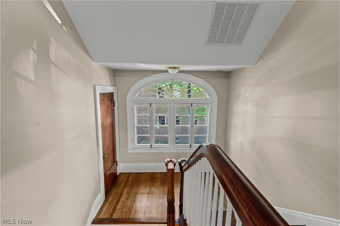 3050 Monmouth Road Cleveland Heights OH 44118
