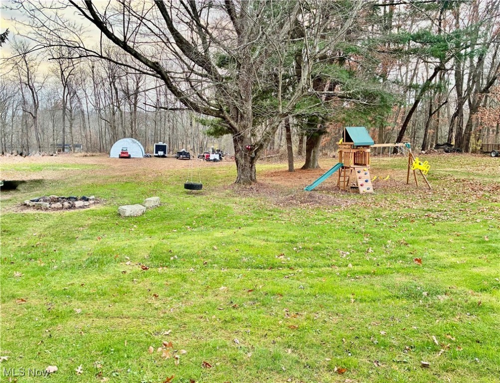 275 Walnut Washingtonville OH 44490