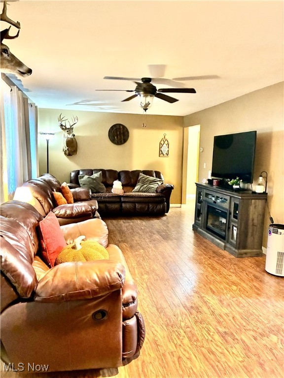 275 Walnut Washingtonville OH 44490
