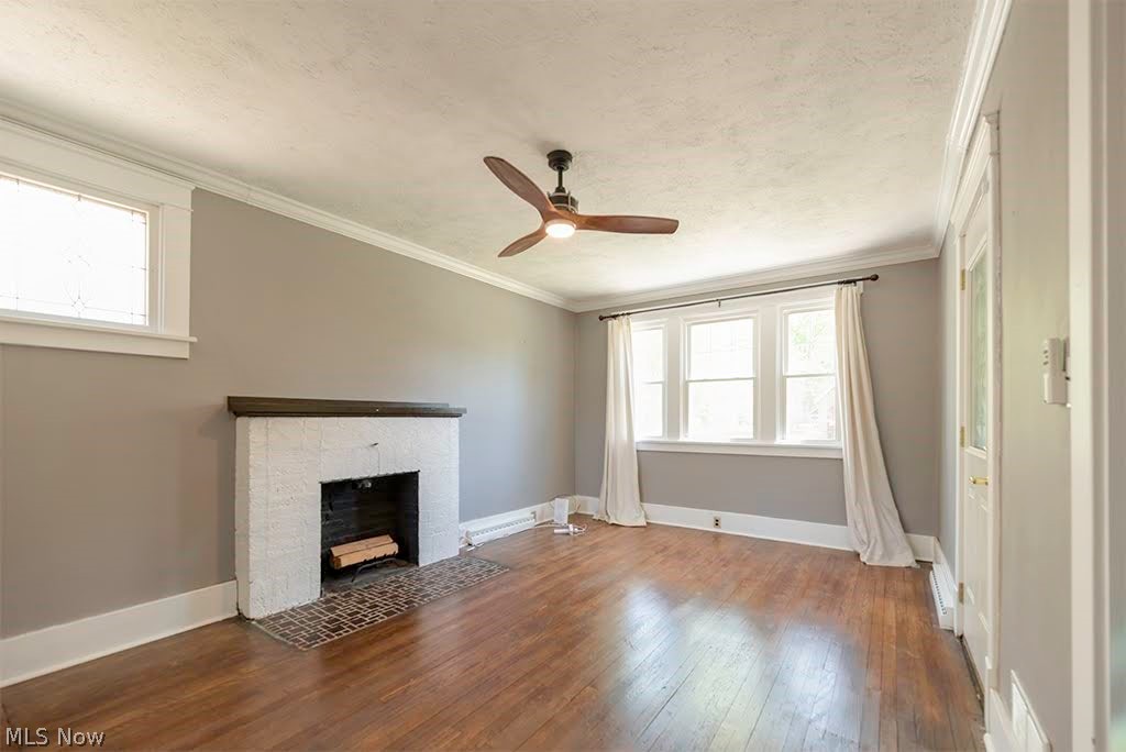 227 Roselawn Avenue NE Warren OH 44483