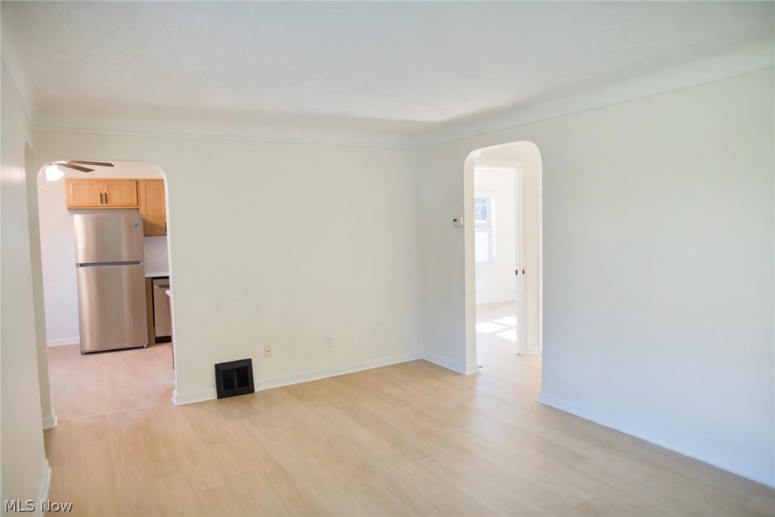 22080 Maydale Avenue Euclid OH 44123