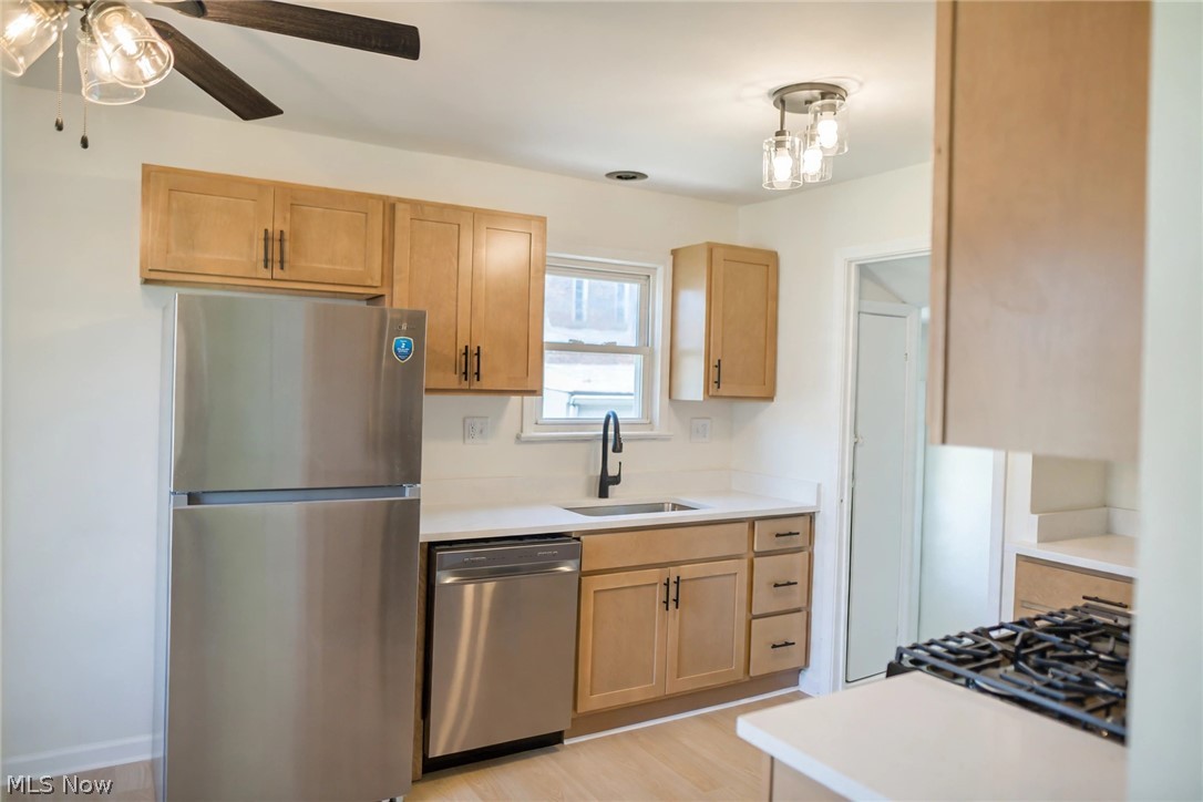 22080 Maydale Avenue Euclid OH 44123