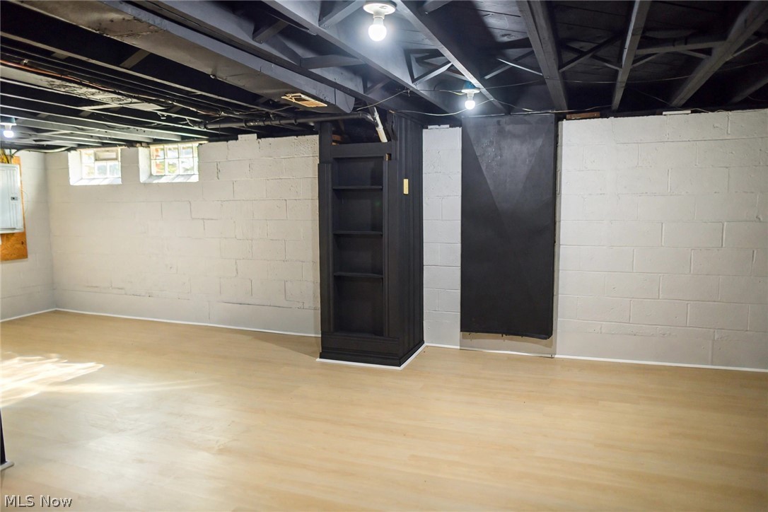 22080 Maydale Avenue Euclid OH 44123