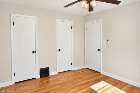 22080 Maydale Avenue Euclid OH 44123