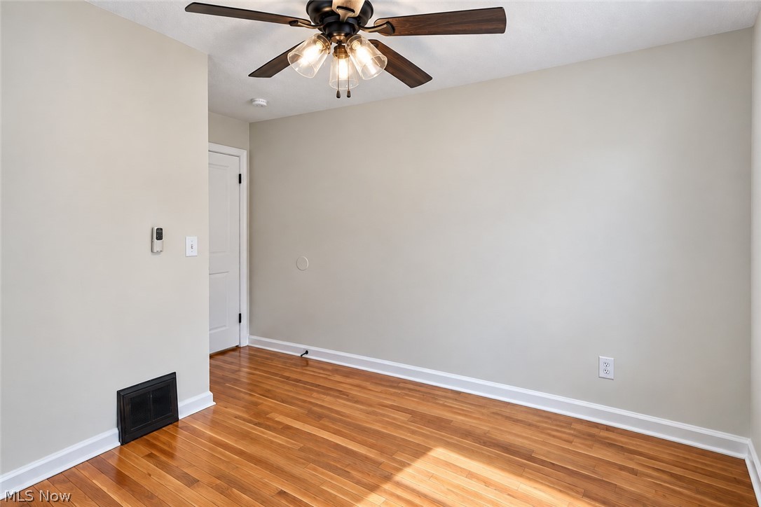 22080 Maydale Avenue Euclid OH 44123