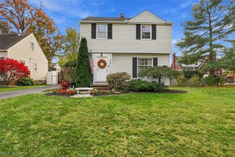 5213 Wellington Avenue Parma OH 44134