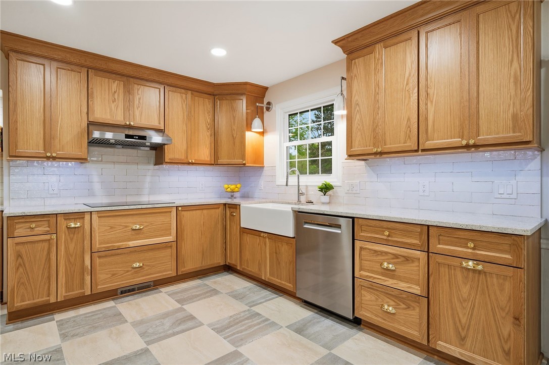 1515 Barlow Road Hudson OH 44236