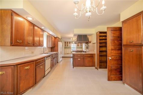 3311 Logan Way Youngstown OH 44505