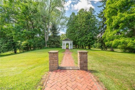 3311 Logan Way Youngstown OH 44505