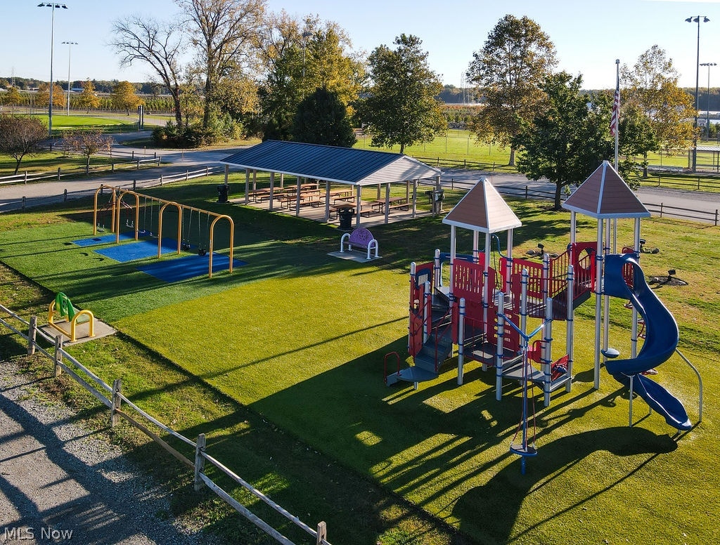 4243 Case Road Avon OH 44011