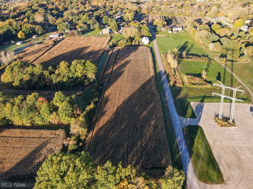 4243 Case Road Avon OH 44011