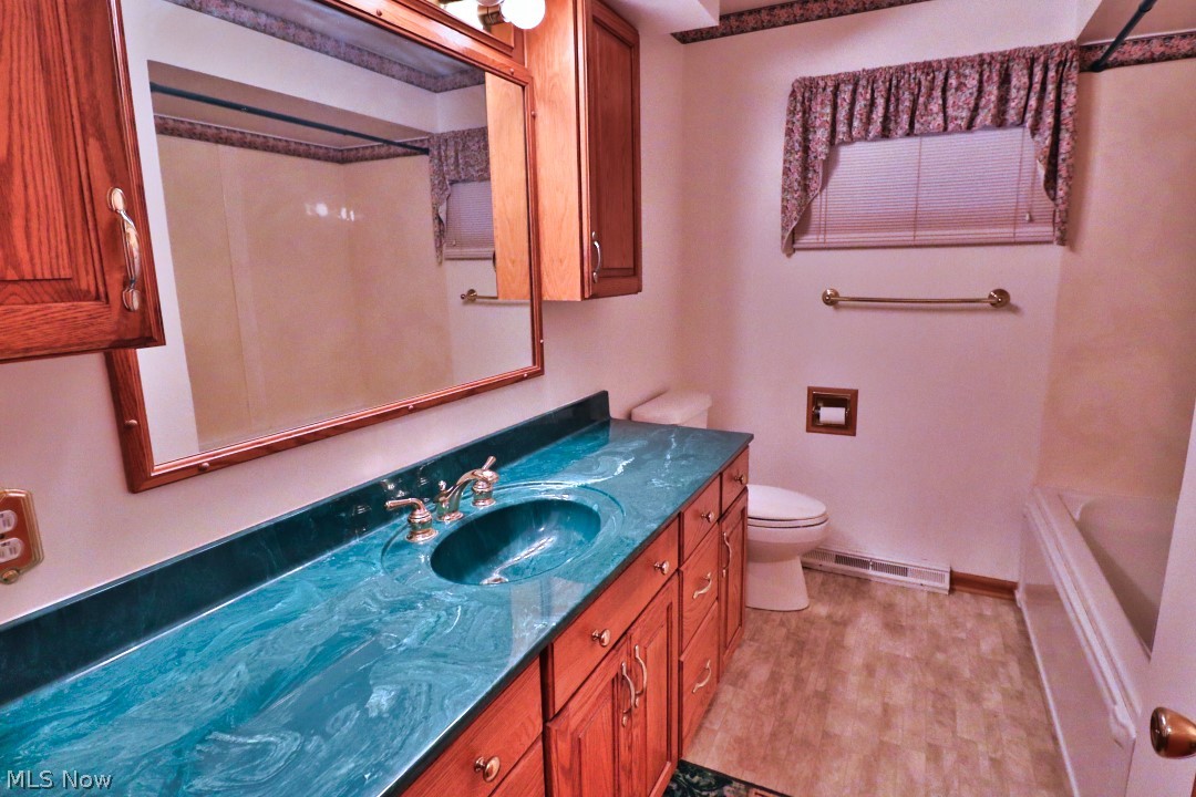 1890 Adams Street Coshocton OH 43812