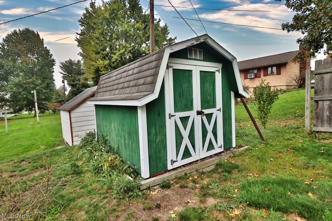 1890 Adams Street Coshocton OH 43812