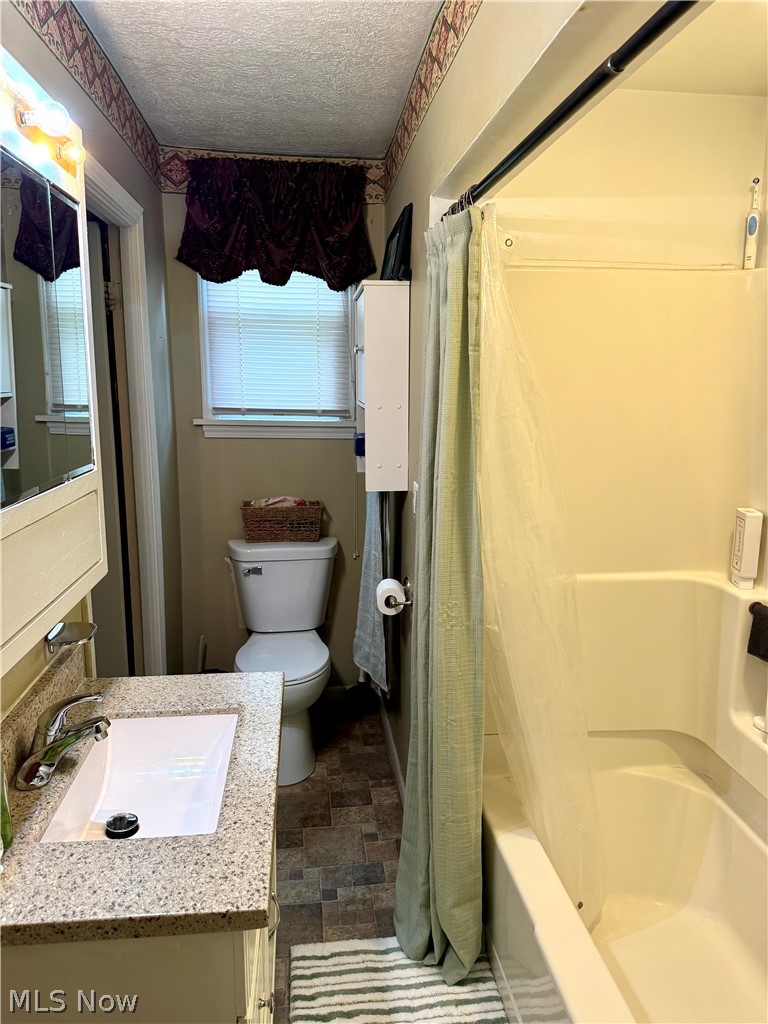 112 Fairview Street West Lafayette OH 43845