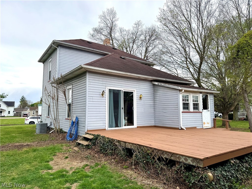 112 Fairview Street West Lafayette OH 43845