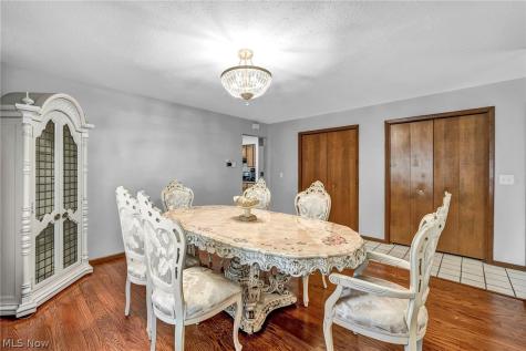 5165 Stevenson Street Richmond Heights OH 44143