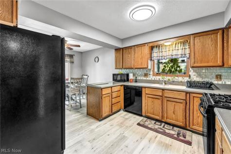 5165 Stevenson Street Richmond Heights OH 44143