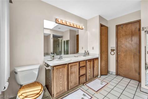 5165 Stevenson Street Richmond Heights OH 44143