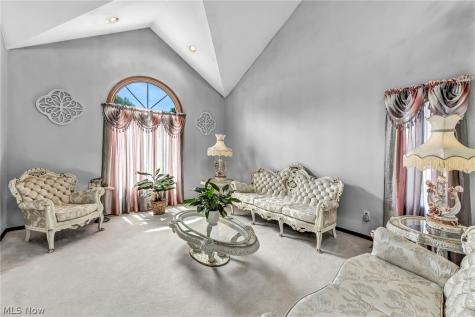 5165 Stevenson Street Richmond Heights OH 44143