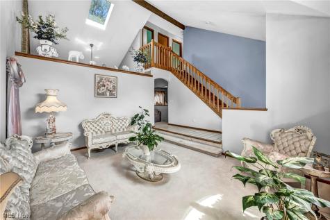 5165 Stevenson Street Richmond Heights OH 44143