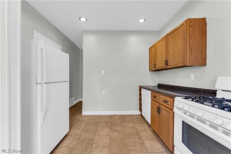 1434 Ridgewood Avenue Lakewood OH 44107