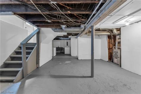 1434 Ridgewood Avenue Lakewood OH 44107