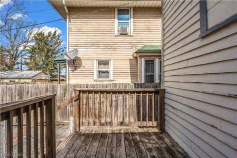 1434 Ridgewood Avenue Lakewood OH 44107