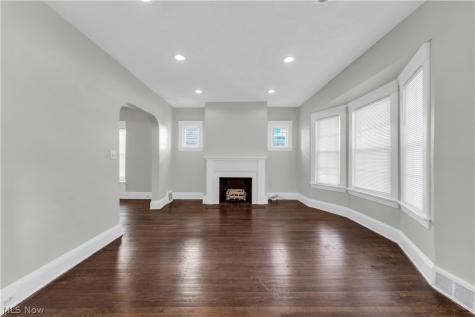 1434 Ridgewood Avenue Lakewood OH 44107