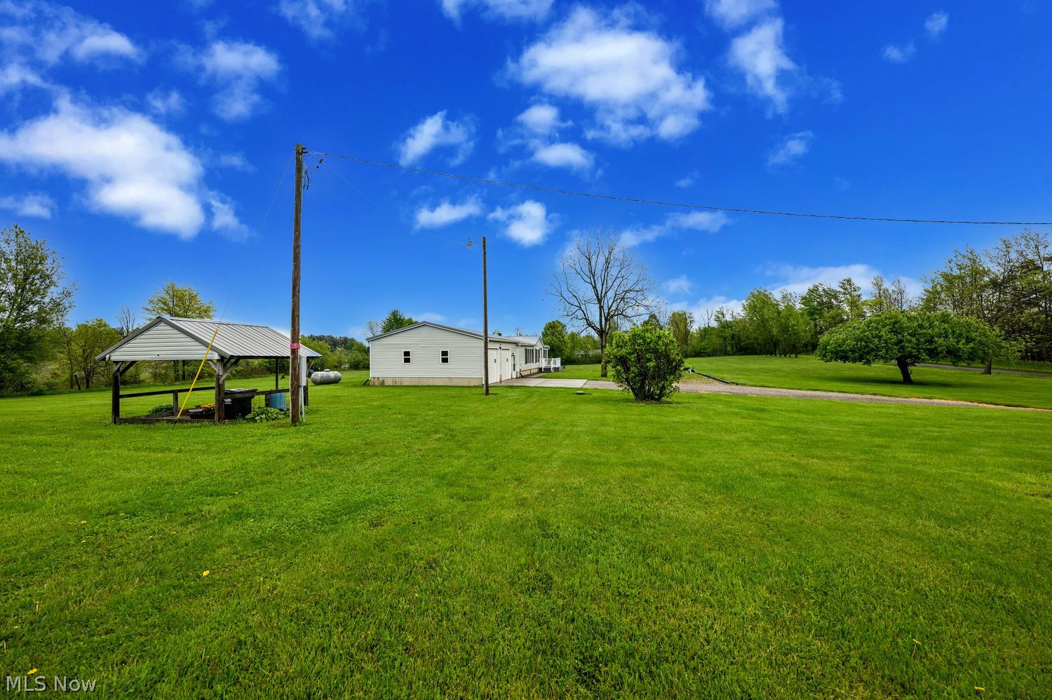 576 Twp Road 462 Sullivan OH 44880