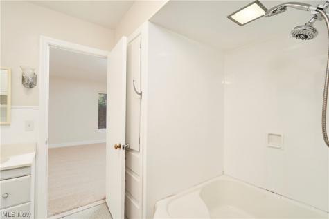 185 Grandin Road Akron OH 44313