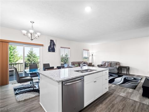 3243 Broadleaf Way Brunswick OH 44212