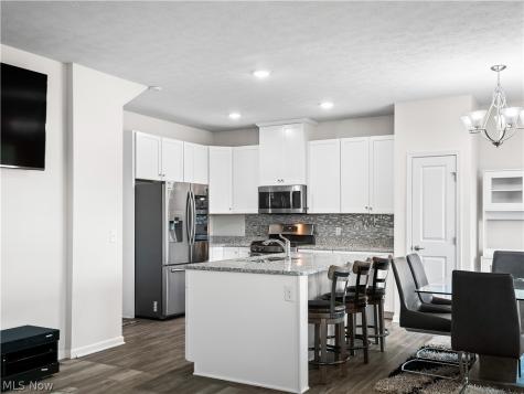 3243 Broadleaf Way Brunswick OH 44212