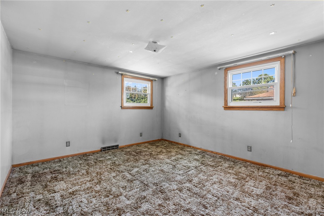 39 Emmett Way Steubenville OH 43952