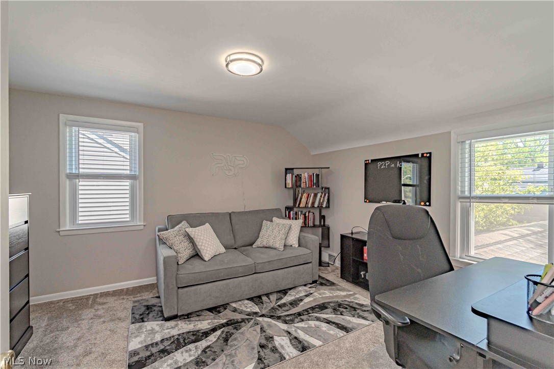 1233 Brainard Road Lyndhurst OH 44124