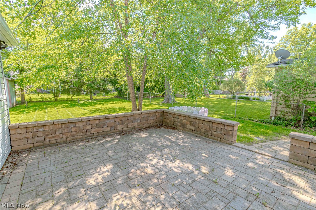 1233 Brainard Road Lyndhurst OH 44124