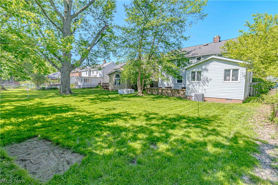 1233 Brainard Road Lyndhurst OH 44124